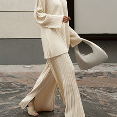Oversized Pleated Two-Piece Lounge Set - photo 2