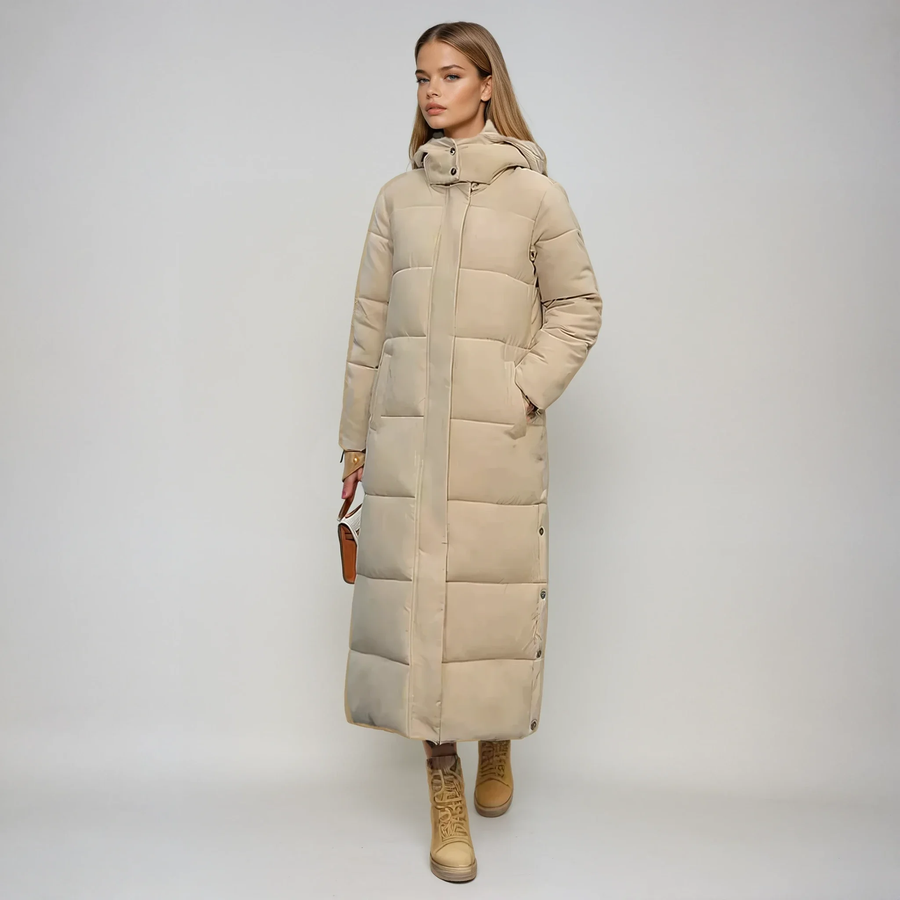 Women's Elegant Long puffer coat - photo 1