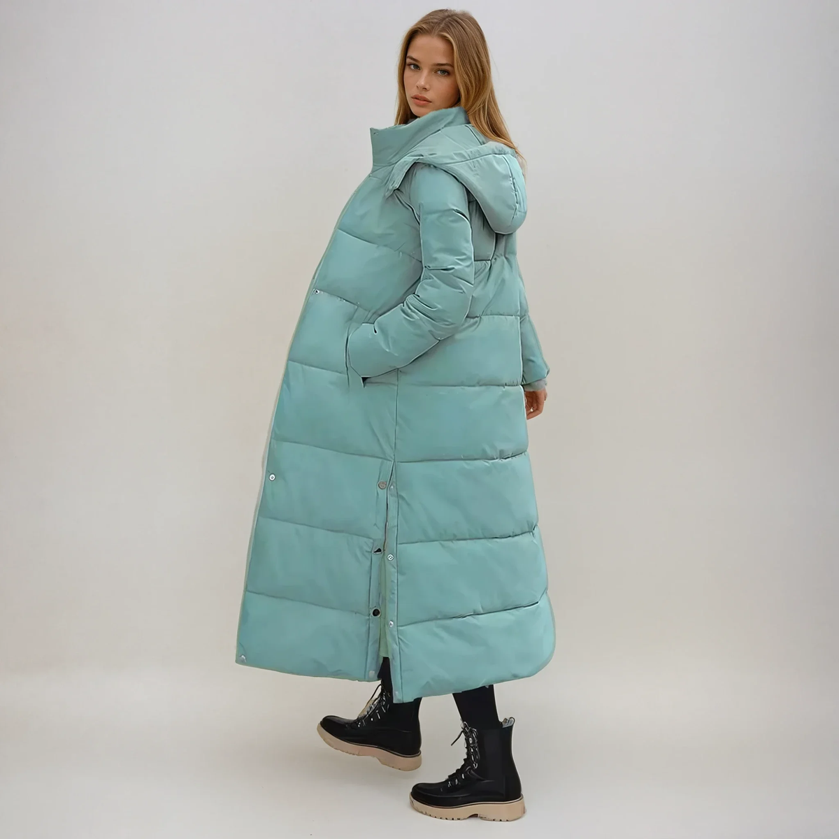 Women's Elegant Long puffer coat - photo 3