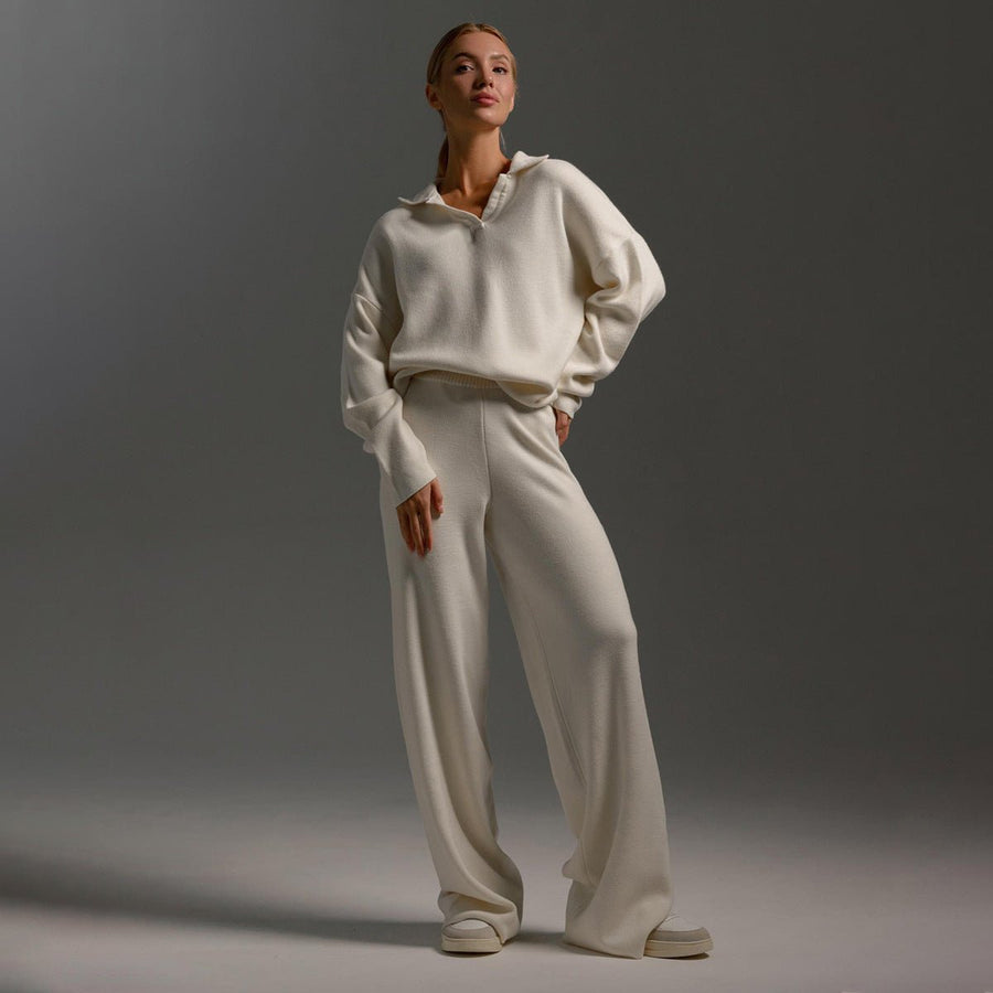White Women's Knitted Sweatshirt and Joggers Tracksuit Two-Piece Set