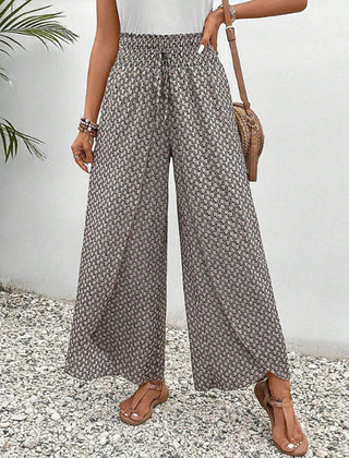 Black Mavilda | Elegant Wide-Leg Trousers for Women | Smart Casual