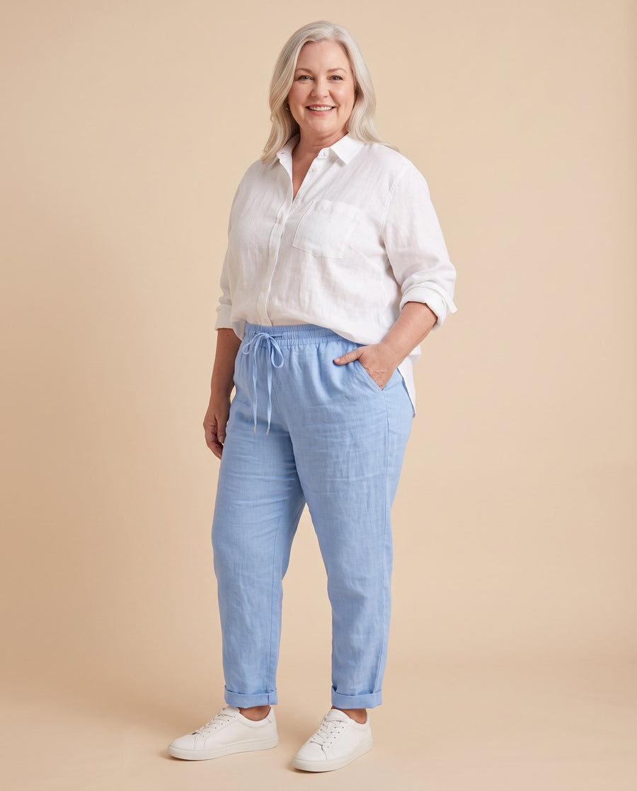 Rachel | Drawstring Wide-Leg Pants for Women | Casual Comfort worn by a woman with curves