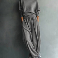 Turtleneck Top & Wide-Leg Pant Set in Charcoal