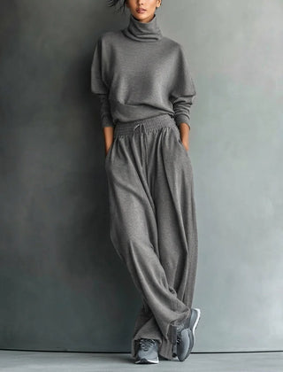 Turtleneck Top & Wide-Leg Pant Set in Charcoal